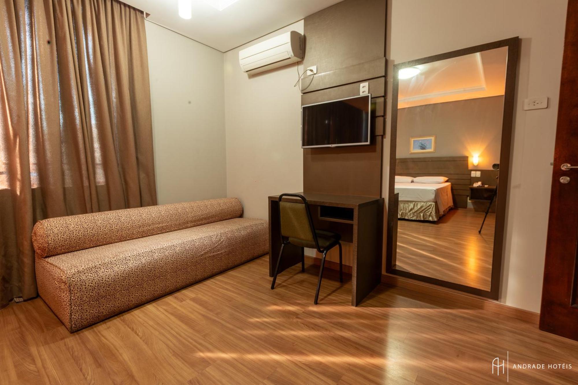 Rede Andrade Guaira Hotel Curitiba Exterior foto